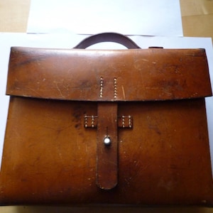 1 Swiss Army Medical Bag 1966 - 1 Swiss Military Medical Bag 1966 - 1 Swiss Army medic bag 1966 - Art supplies RAR