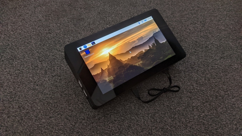 Raspberry Pi 7 Inch Touch Screen Case. - Etsy