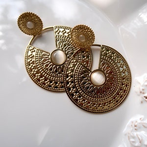 Round golden stainless steel earrings women's accessory ethnic jewelry image 1