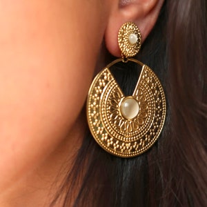 Round golden stainless steel earrings women's accessory ethnic jewelry image 2