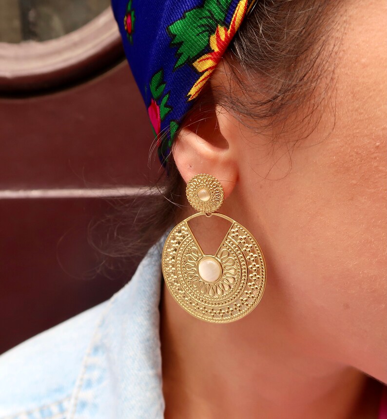 Round golden stainless steel earrings women's accessory ethnic jewelry image 3