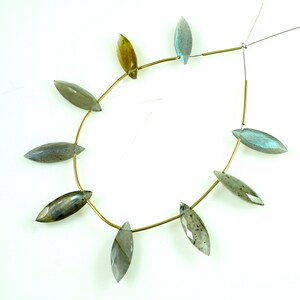 Natuurlijke Labradoriet Gemstone Fancy Shape 1 Line Blue Fire Labradorite Hoogwaardige kwaliteit voor het maken van sieraden