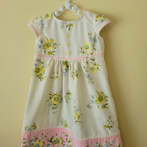 Hand Made Toddler Dress made  from Vintage Flowered Pillowcase! size 18 to 24 months
