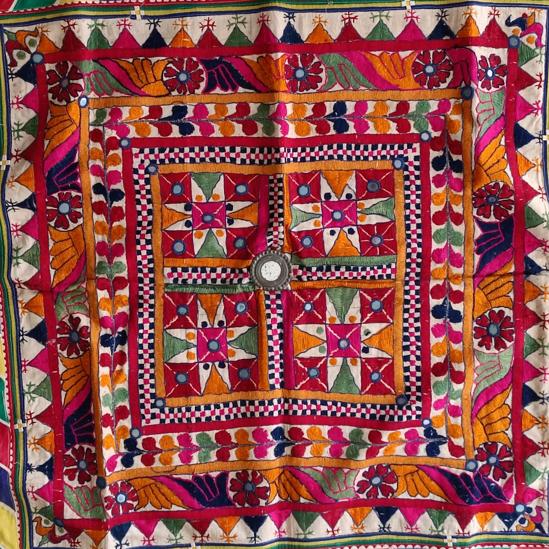 60 HUGE INDIAN HEAVILY BEADED ART DÉCOR VINTAGE SARI ZARI WALL HANGING TAPESTRY