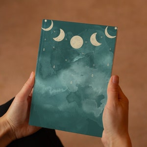 Green Emerald Lunar Planner |Astrological|Astronomy|Celestial| Notebook| Undated Blank Pages| 2022| 2023| 2024