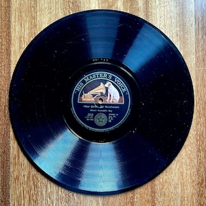 Vintage Record 78 RPM, Shellac Pressing, Munir Nureddin Bey, Gift for Antique Lovers, Classical Turkish Music, Used and As is, From 1930 &#39;s