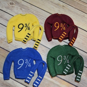 Elf/Doll Sweater - HP Houses