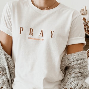 Pray apparel - Etsy Italia
