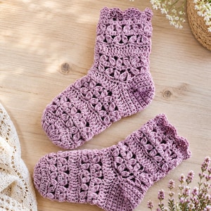 Romantic Crochet Socks Pattern | Lace Socks Crochet Pattern | Feminine Crochet Socks | PDF Pattern | Instant Download
