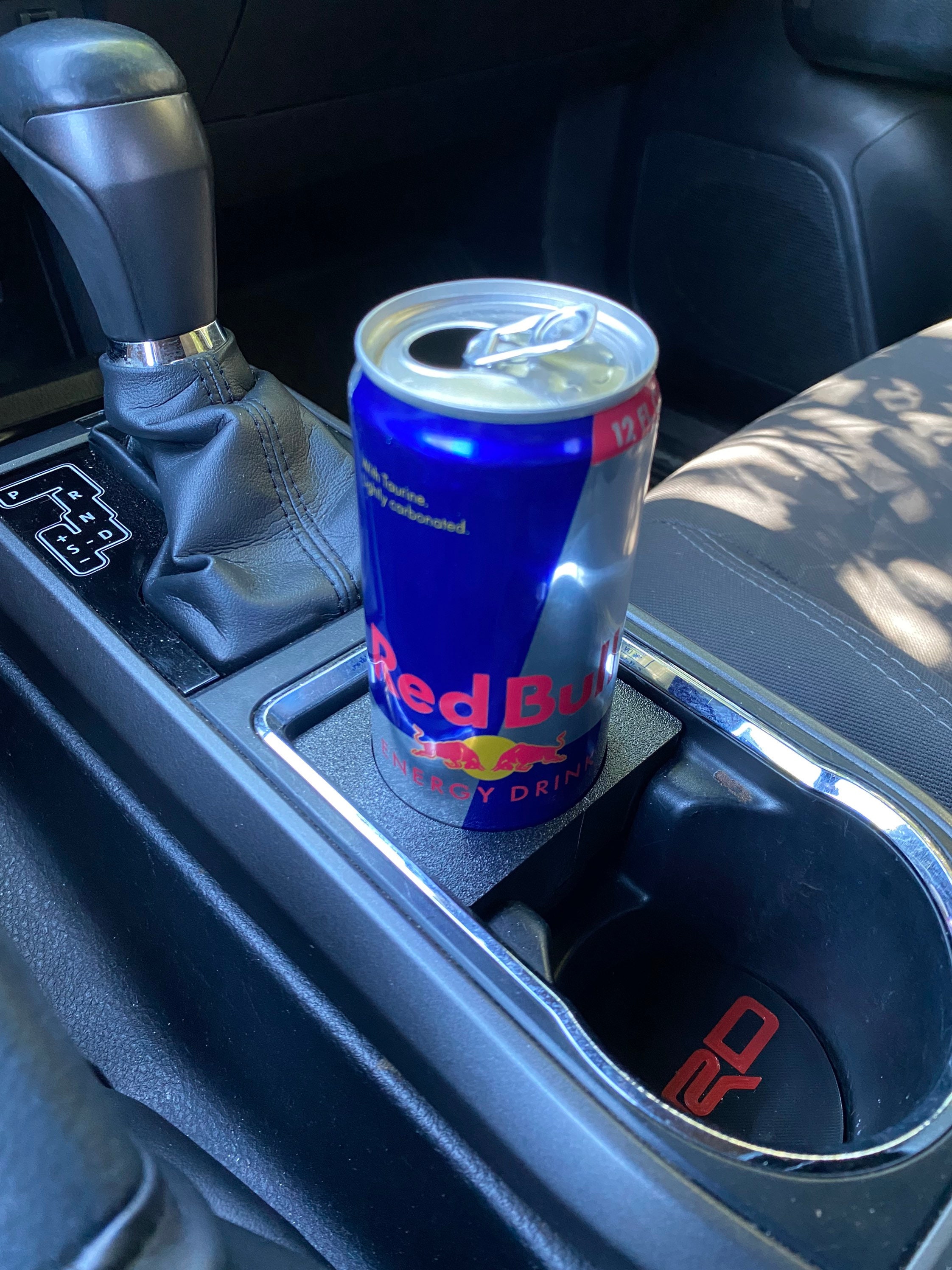 Red Bull Canholder (Dosenhalter für Auto), € 16,- (1190 Wien