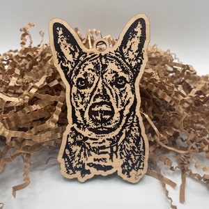 Custom Engraved Dog Ornament Custom Pet Portrait Personalized Pet Gift image 4