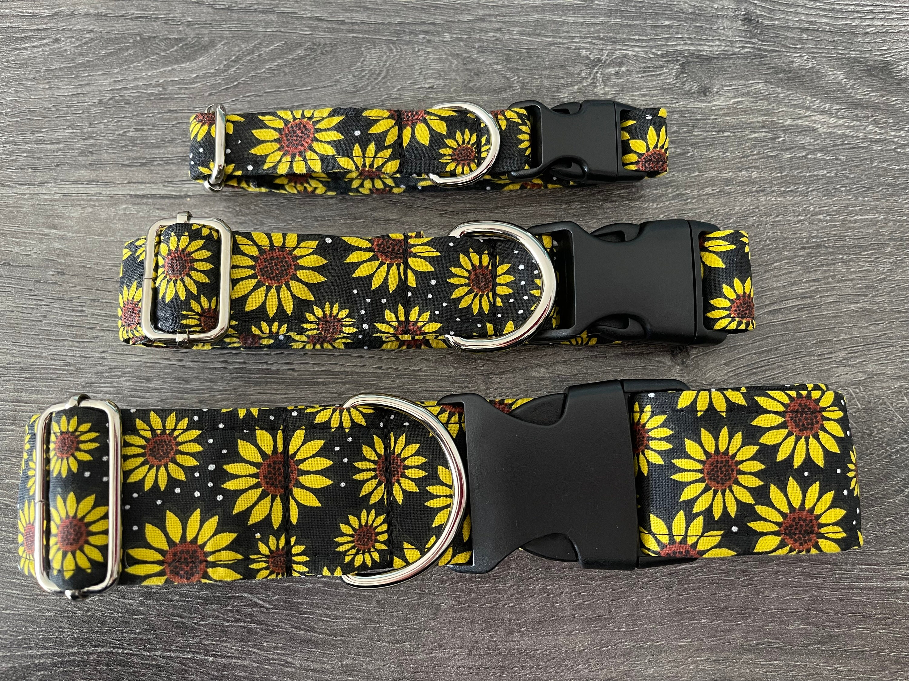 Deluxe Sunflowers Dog Collar and Leash