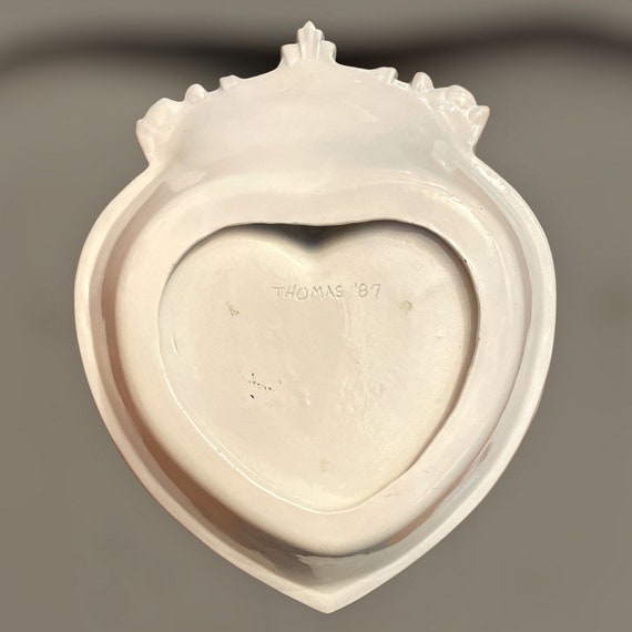 Vintage heart shaped detailed crown jewelry trink… - image 10