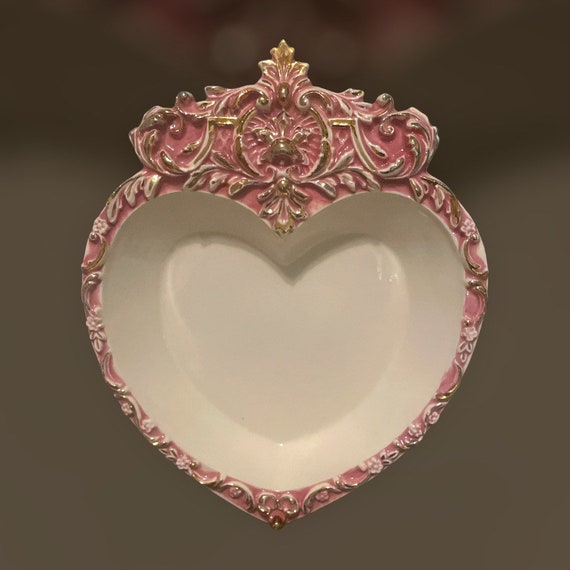 Vintage heart shaped detailed crown jewelry trink… - image 1