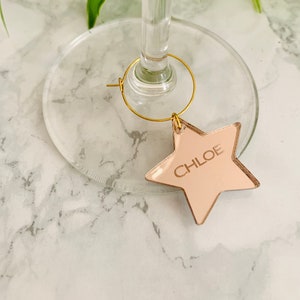 Star shape Acrylic Wine Charms, Wedding Place Names, Wine Glass Charms, Custom Wine Charms, Favors for hen party, Wedding Drink Markers