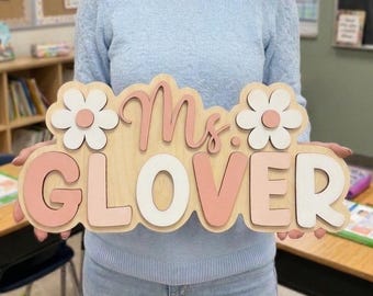 Student Family Gives Personalized Teacher Sign To Teacher For Last or Back To School