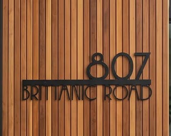 House Number Sign Weatherproof HDPE Street Name Plaque For Outdoor Decor