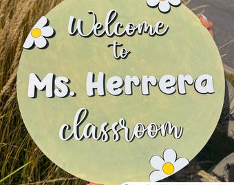 Teacher gift personalized Teacher Christmas gifts Teacher appreciation gift round teacher sign Classroom door Teacher name sign for door