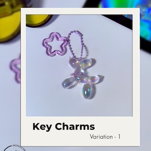 Chaveiro de vidro e acrílico feito à mão: chaveiro com contas coloridas