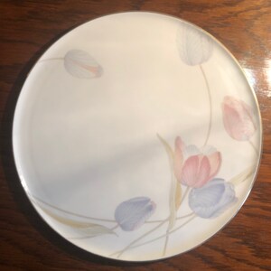 Mikasa Swiss Garden Gold Rimmed Pink and Blue Tulip 12” Cake Plate