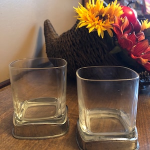 Vintage Square Whiskey Bourbon High Ball Rocks Glass Tumbler Pewter Base