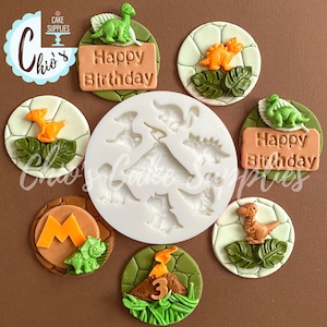 Dinosaurs Themed Silicone Mold. 7 cavities