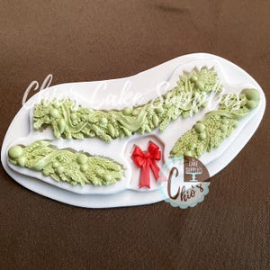 Christmas Garland and Bow Silicone Mold