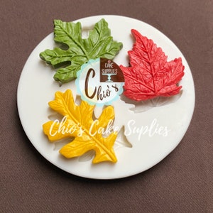 Maple and Oak leaves silicone mold, 3 cavities, 3 different designs.