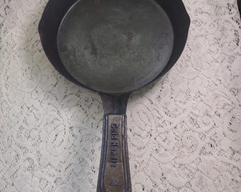 Vtg Cold Handle Double Pour Spout Cowboy Campfire Skillet #80