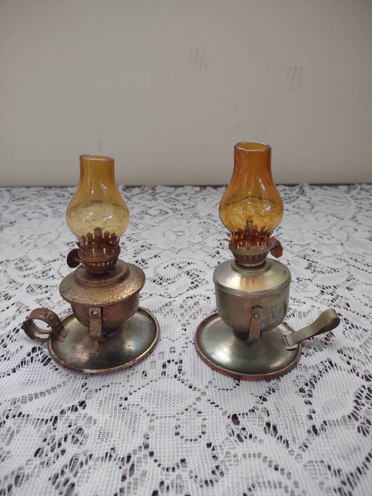 Oil Lamp - Brass Mini - 6.5 Amber Glass : : Home