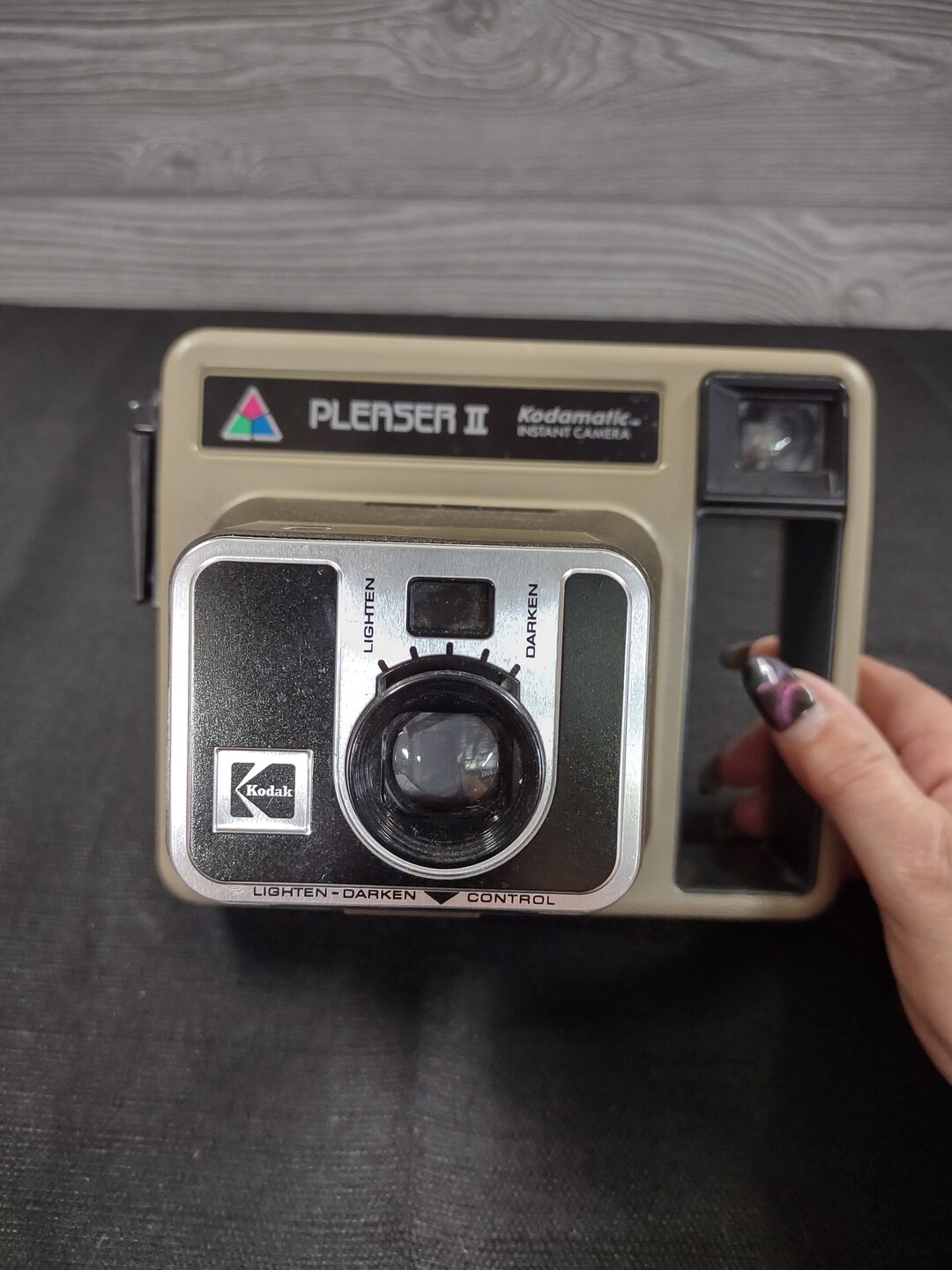 Vtg 1982 Pleaser Kodamatic Instant Camera
