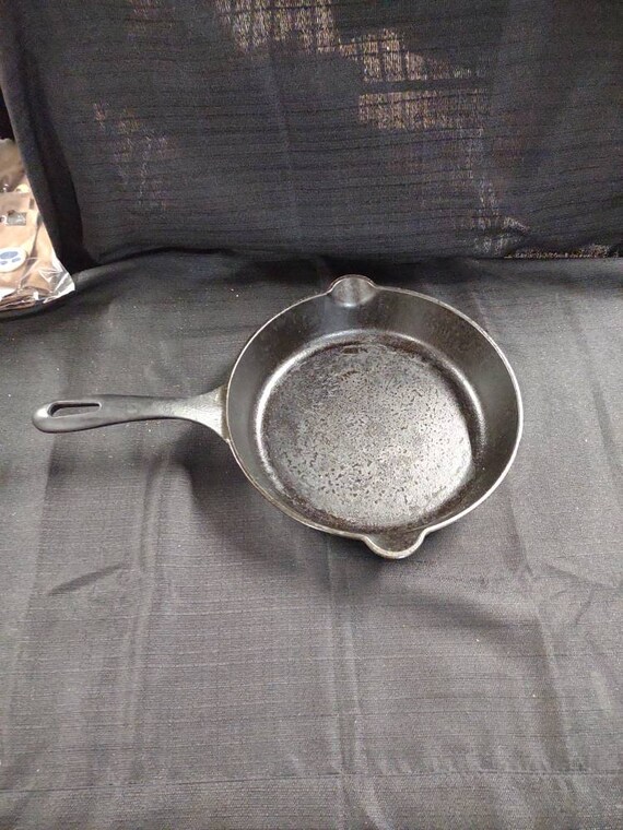 VTG Cast Iron Skillet Victoria 10 Inch Etsy