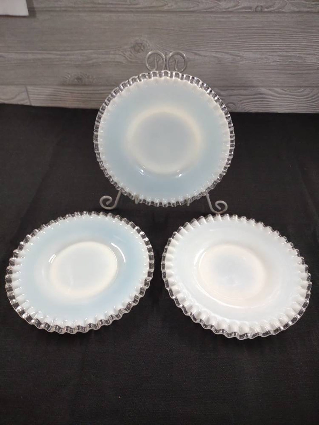 Vtg Fenton Silver Crest Ruffled Edge Milk Glass Salad Plates 8.5 Inch
