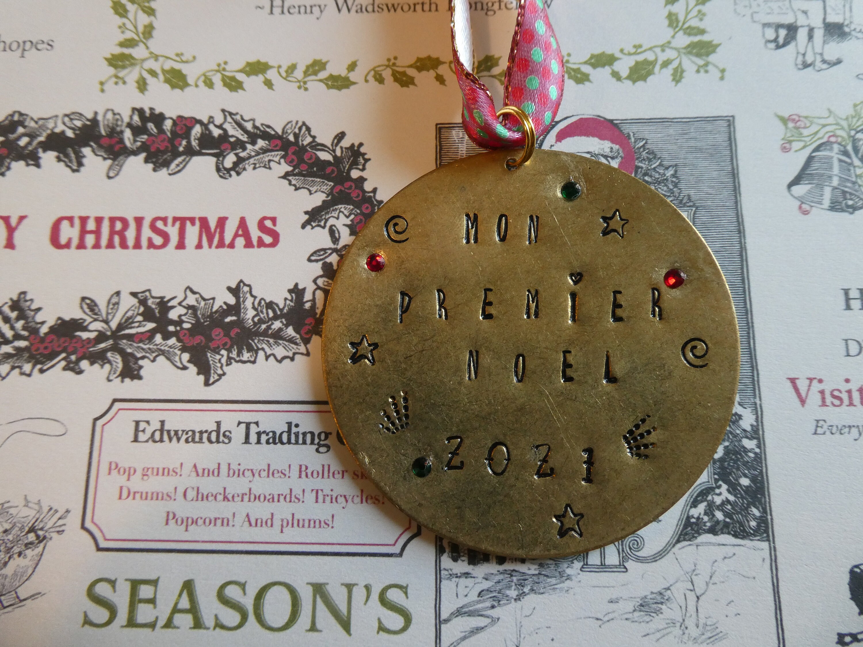 Médaillon Mon Premier Noël 2021 Strass Rouge et Vert