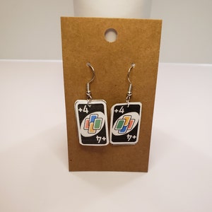 Uno wild draw 4 kaart oorbellen