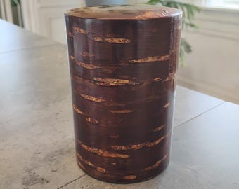 Teedose Chazutsu aus japanischem Kirschholz mit Rinde