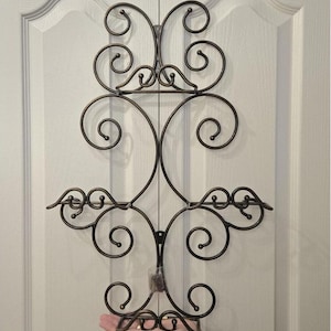 Support méridien pour assiettes Princess House | Support pour assiettes Swirl Support pour assiettes | Présentoir mural en métal | Support d'assiette décoratif pour 4 assiettes