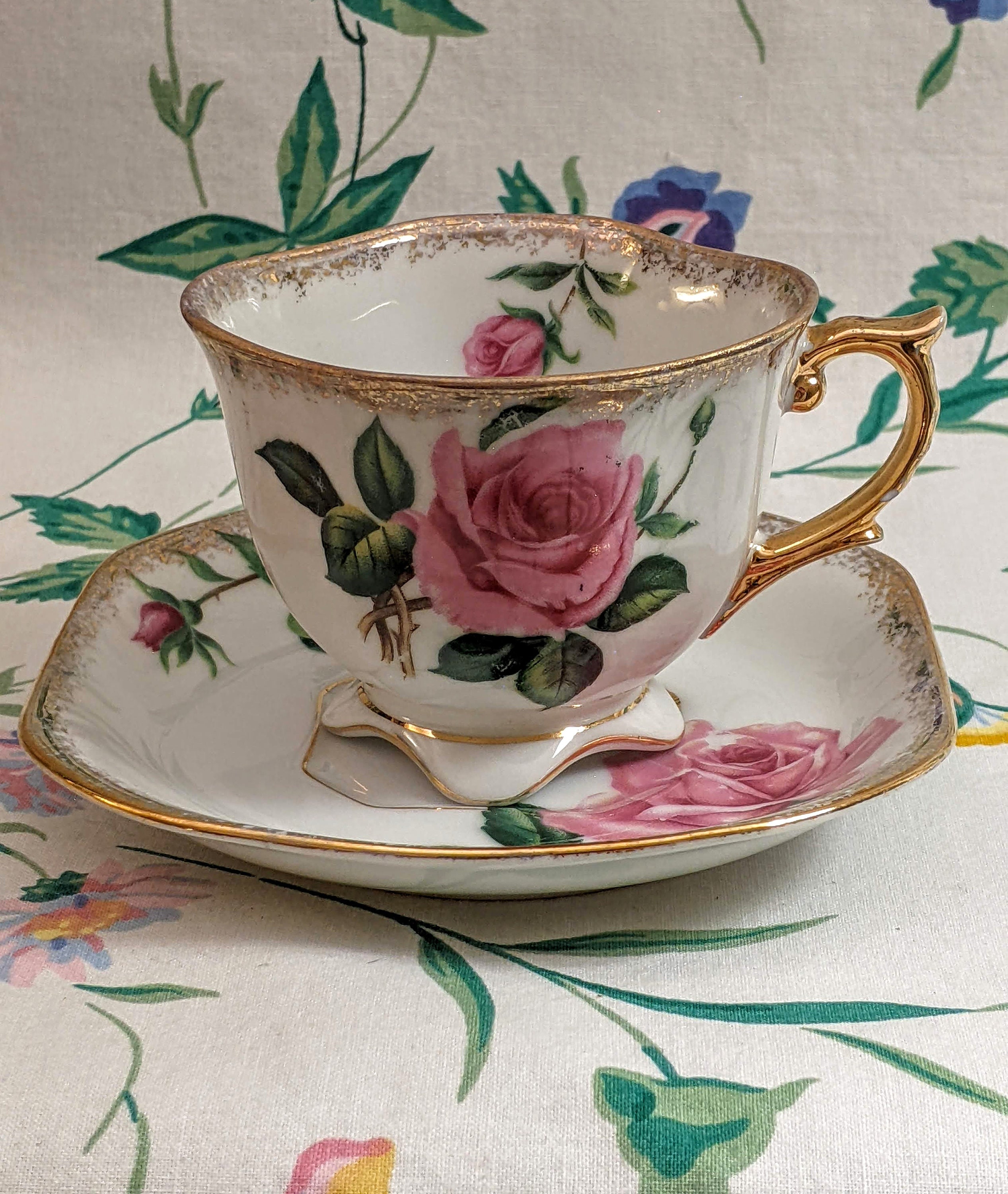 Millésime Unique de Forme Carrée Mi-Siècle Royal Sealy Japan Rose Tasse à Thé et Soucoupe