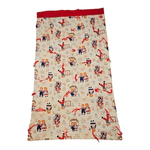 Vintage Raggedy Ann and Andy Baby Toddler Quilt Handmade Red, White, and Blue 71 x 39 in