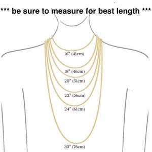 Puede incluir: Ilustraci&oacute;n que muestra las longitudes de los collares. La imagen incluye un diagrama de un cuello con varios collares dorados de diferentes longitudes. Las medidas se proporcionan en pulgadas y cent&iacute;metros, desde 16" (41cm) hasta 30" (76cm). El texto en la parte superior dice "be sure to measure for best length".