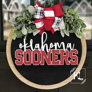 Oklahoma Sooners Front Door Decor | Boomer Sooner Sign | OU Wreath | OU Door Hanger | Oklahoma Sooner Decor | Door Sign | Sports Gift