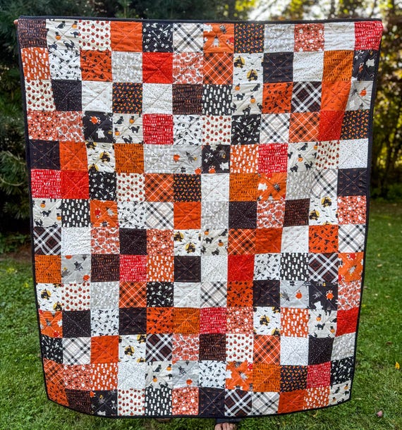 Halloween Patchwork Quilt, Halloween Throw Quilt, Halloween Patchwork Throw Quilt, Halloween Quilt, Throw Quilt