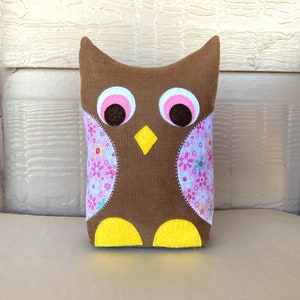 Handmade owl doorstop, Unique door weight, Cute home decor, Animal decor, Decorative doorstopper, Bird doorstop, Cute weighted doorstop