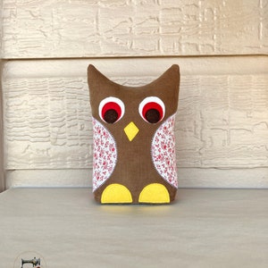 Handmade doorstop, Cute owl door weight, Unique doorstop, Home decor, Animal decor, Bird doorstopper, Ornamental door weight, Owl weight