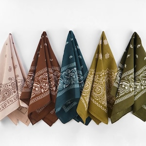 Bandana unisexe marron beige bleu vert terreux 100 % coton foulard carré floral cachemire enveloppement botanique cadeau pour chiens et chats