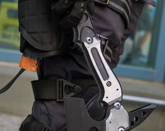 Leon Kennedy Mortal Edge Upgraded Hatchet | Resident Evil Requiem Cosplay Prop Axe with Belt Holder