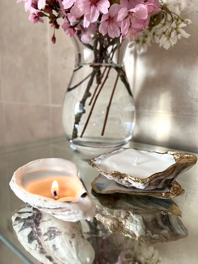 EmmaWadeART Oyster Shell Candle - Thumbnail 2