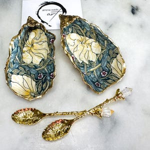 William Morris Oyster Shell Salz und Pfeffer Pinch Pots: Gold Leaf Shell Menage Set