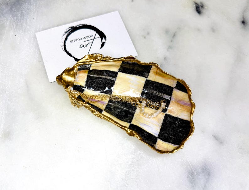 Checquered Shell Black and Gold Chequers Oyster Shell Trinket Dish: Shell Ring Dish ...