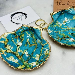Van Gogh Almond Blossom Scallop Shell Trinket Dish – Blue Green Gold Leaf Jewellery Holder